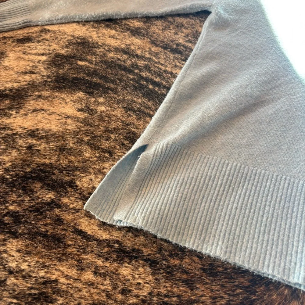 Calvin Klein Light Blue Sweater, Mock / Turtle Neck, Size Medium - Picture 7 of 14